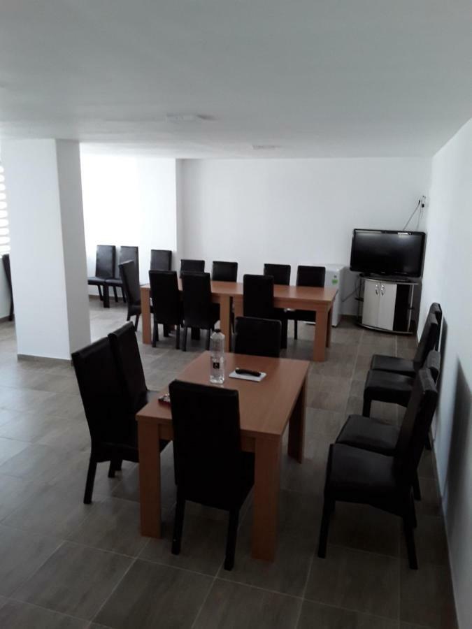 Camere De Inchiriat Central La Calciu 마흐무디아 외부 사진